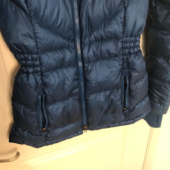 Athleta EUC Banner Peak Down Coat in peacock blue puffer jacket Fitted Sz XXS - Picture 6 of 16